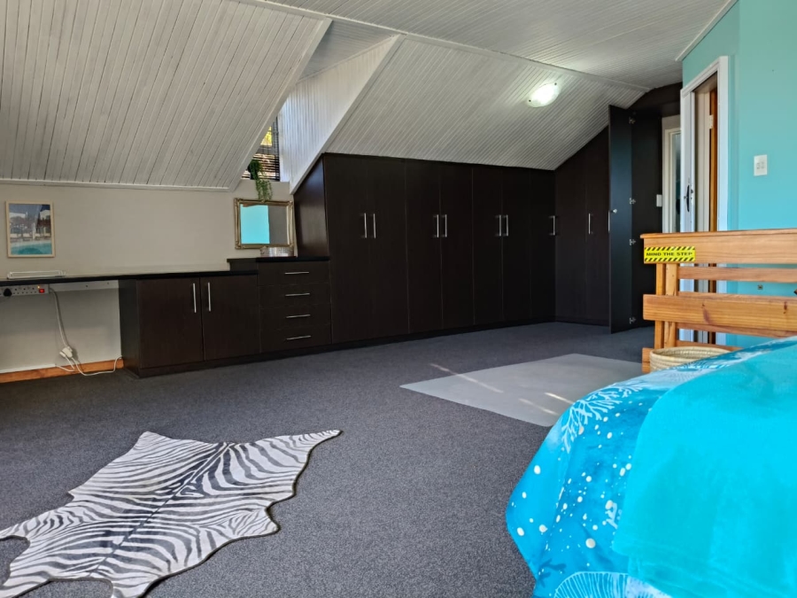 3 Bedroom Property for Sale in Wavecrest Eastern Cape